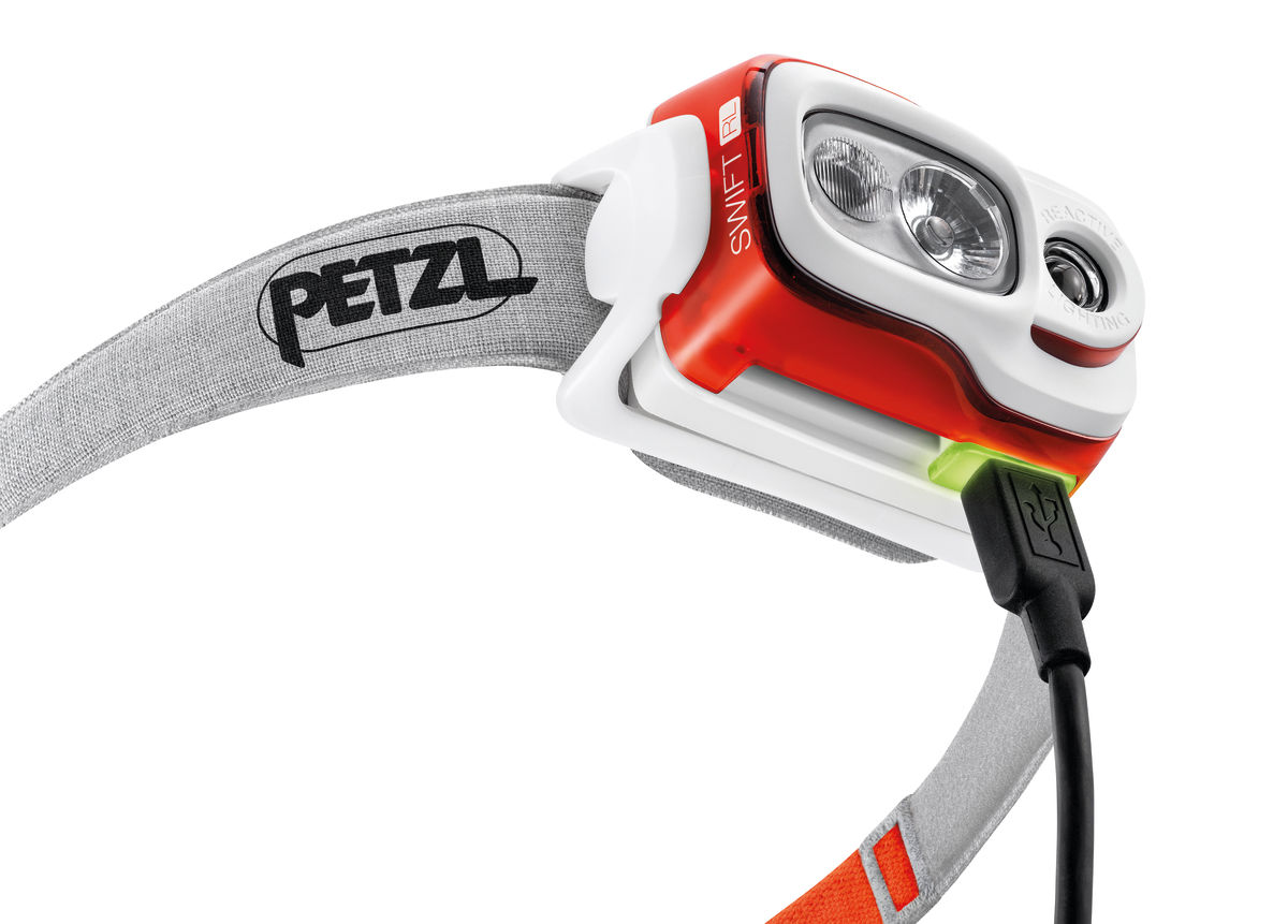 ライト・ランタン PETZL SWIFT RL 900 PETZL - Lampada SWIFT RL - Unisex, Nero, Taglia Unica